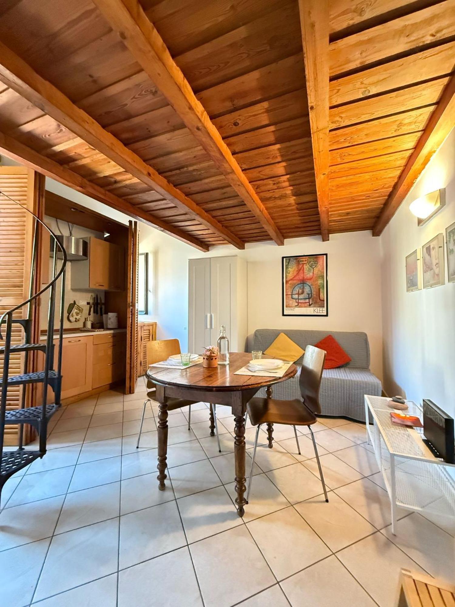 Appartamento Rione VI Loft Roma Camera foto